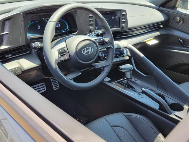 New 2026 Hyundai Elantra SEL Sport FWD image 5