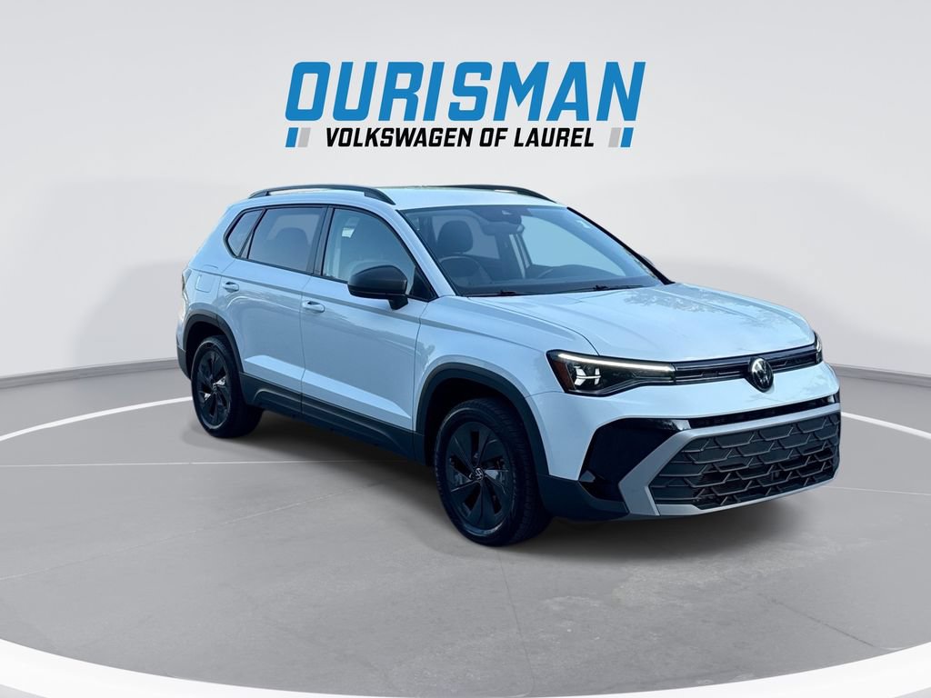 Used 2025 Volkswagen Taos S FWD image 2