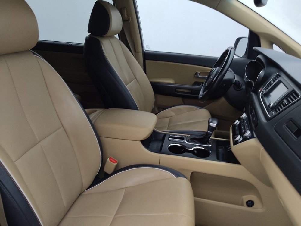 Used 2019 Kia Sedona EX image 21