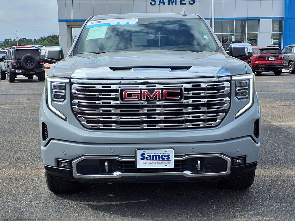 Used 2025 GMC Sierra 1500 Denali w/ Denali Reserve Package image 2
