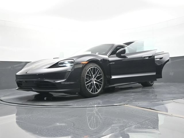 Certified 2023 Porsche Taycan w/ Premium Package RWD image 30