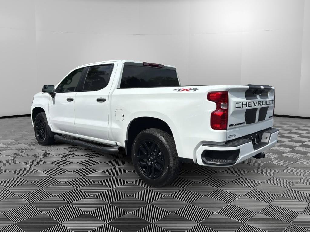 Used 2026 Chevrolet Silverado 1500 Custom w/ Rally Edition AWD/4WD image 3