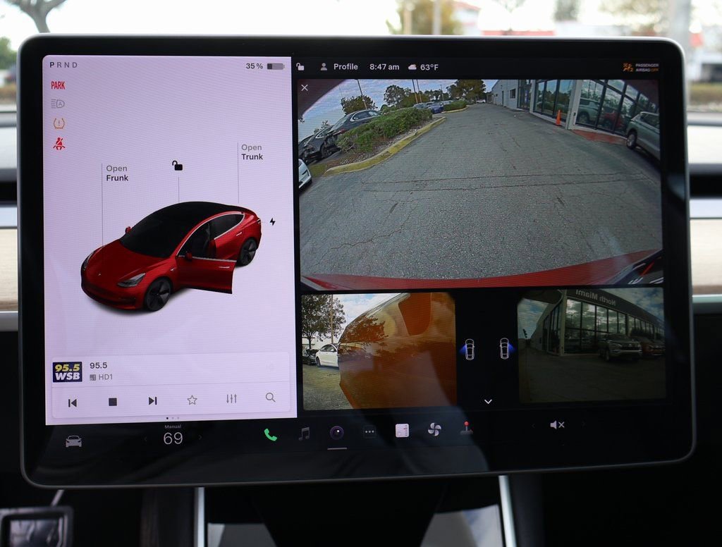 Used 2018 Tesla Model 3 Long Range RWD image 54