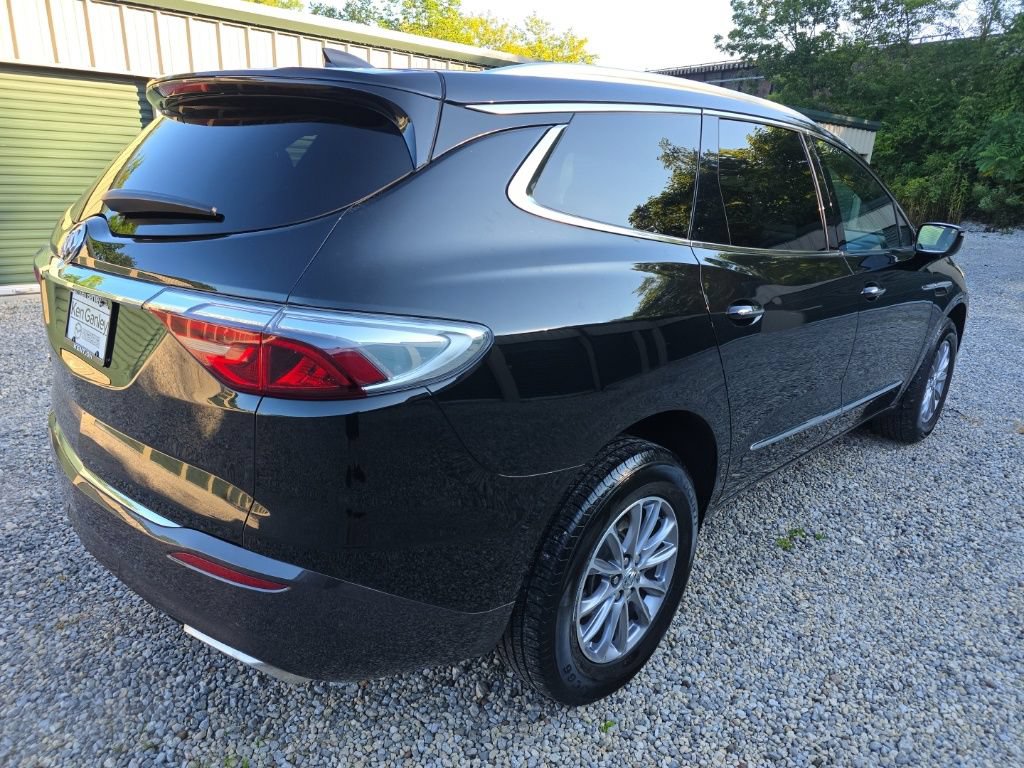 Used 2023 Buick Enclave Essence FWD image 6