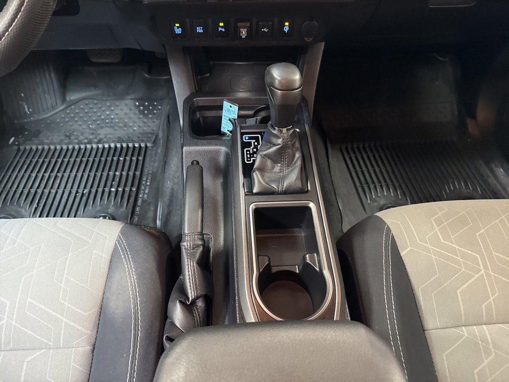 Used 2021 Toyota Tacoma TRD Off-Road w/ Technology Package image 20