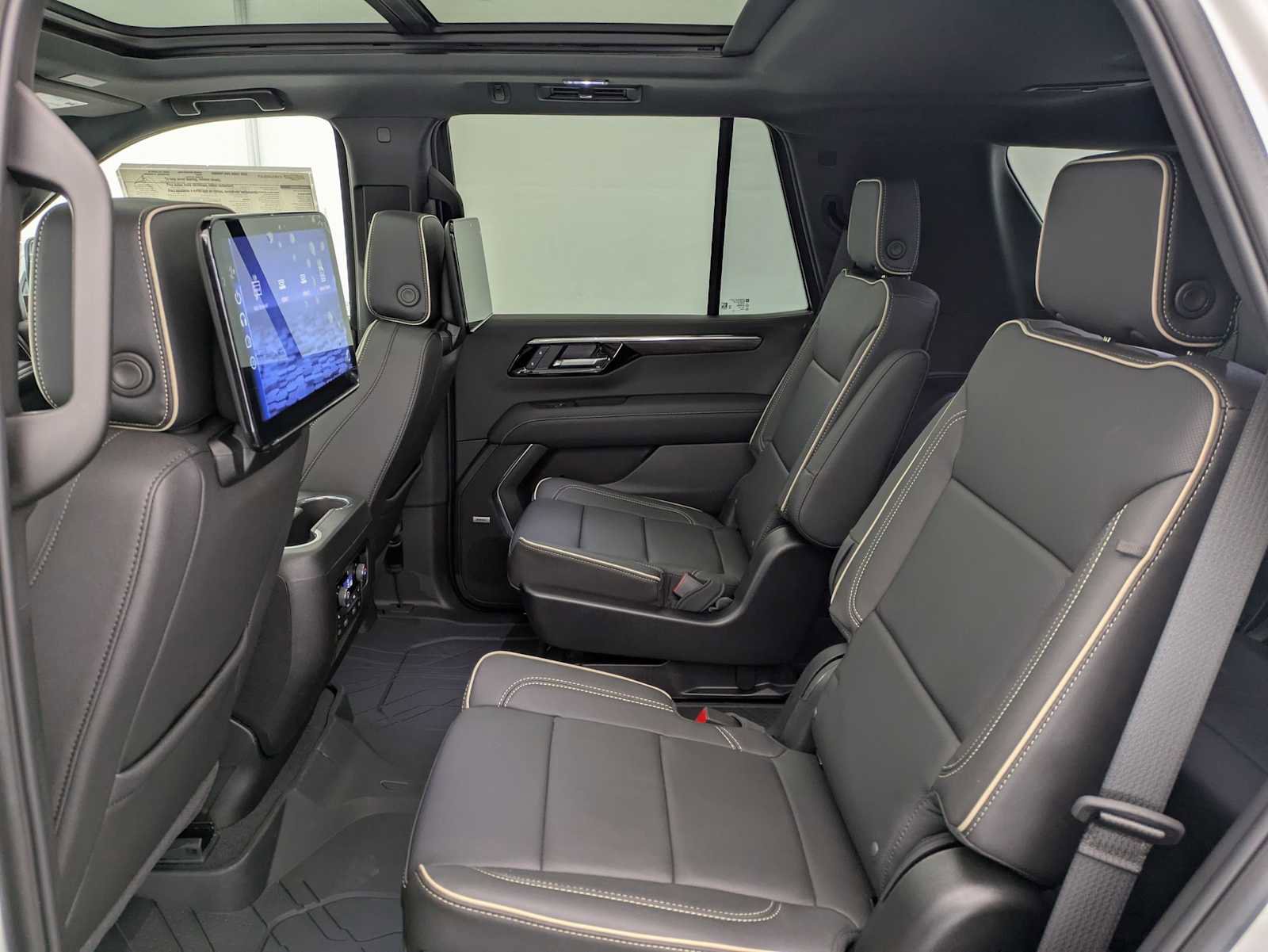 New 2025 Chevrolet Tahoe Premier AWD/4WD image 20
