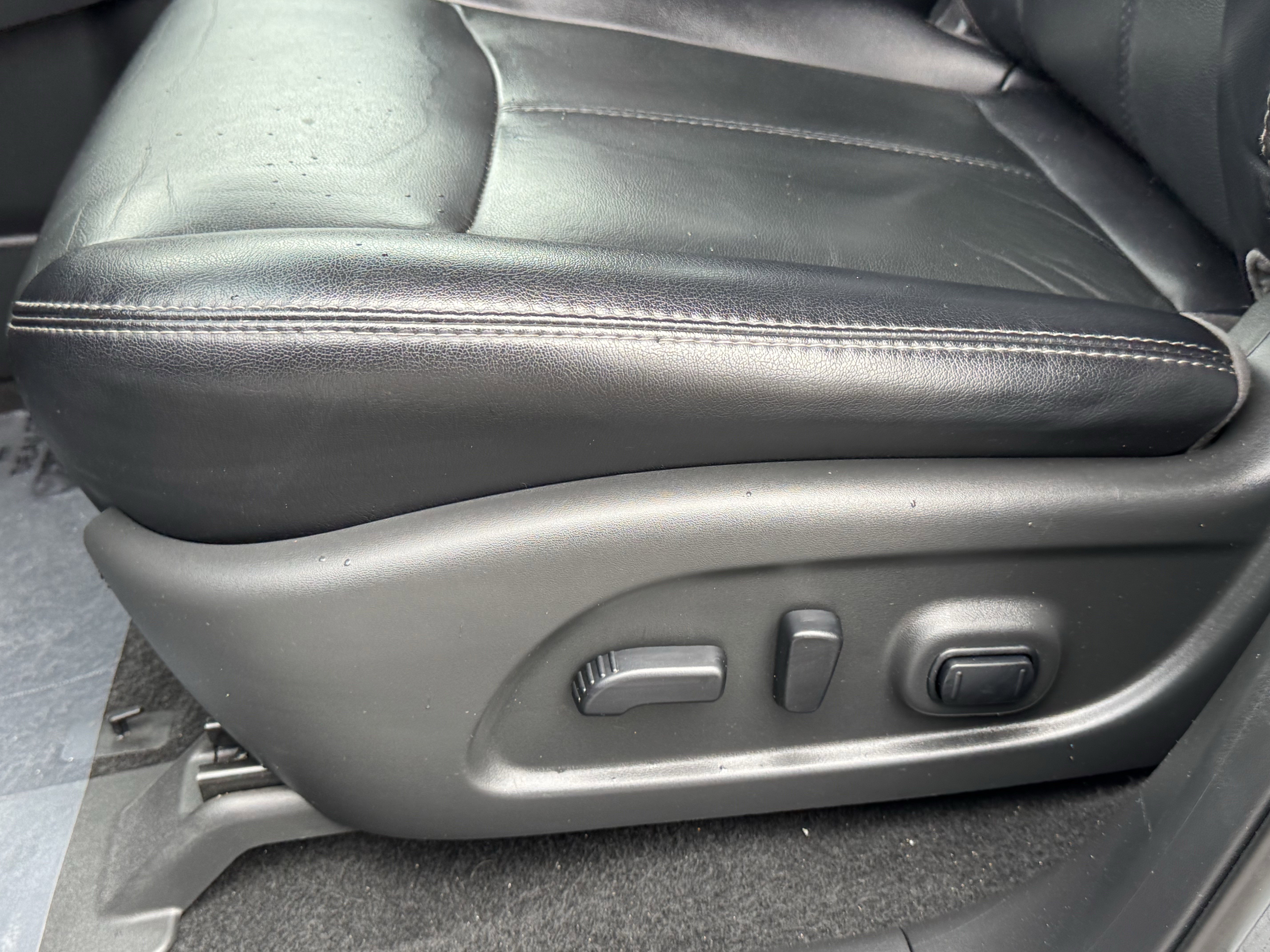 Certified 2020 Nissan Pathfinder SL image 29