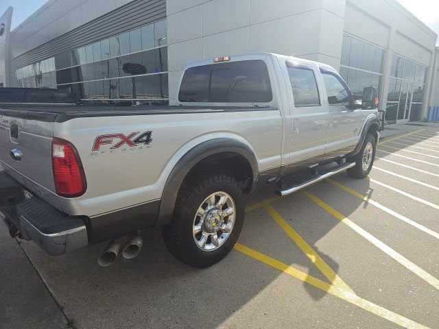 Used 2016 Ford F250 Lariat w/ Lariat Ultimate Package image 4