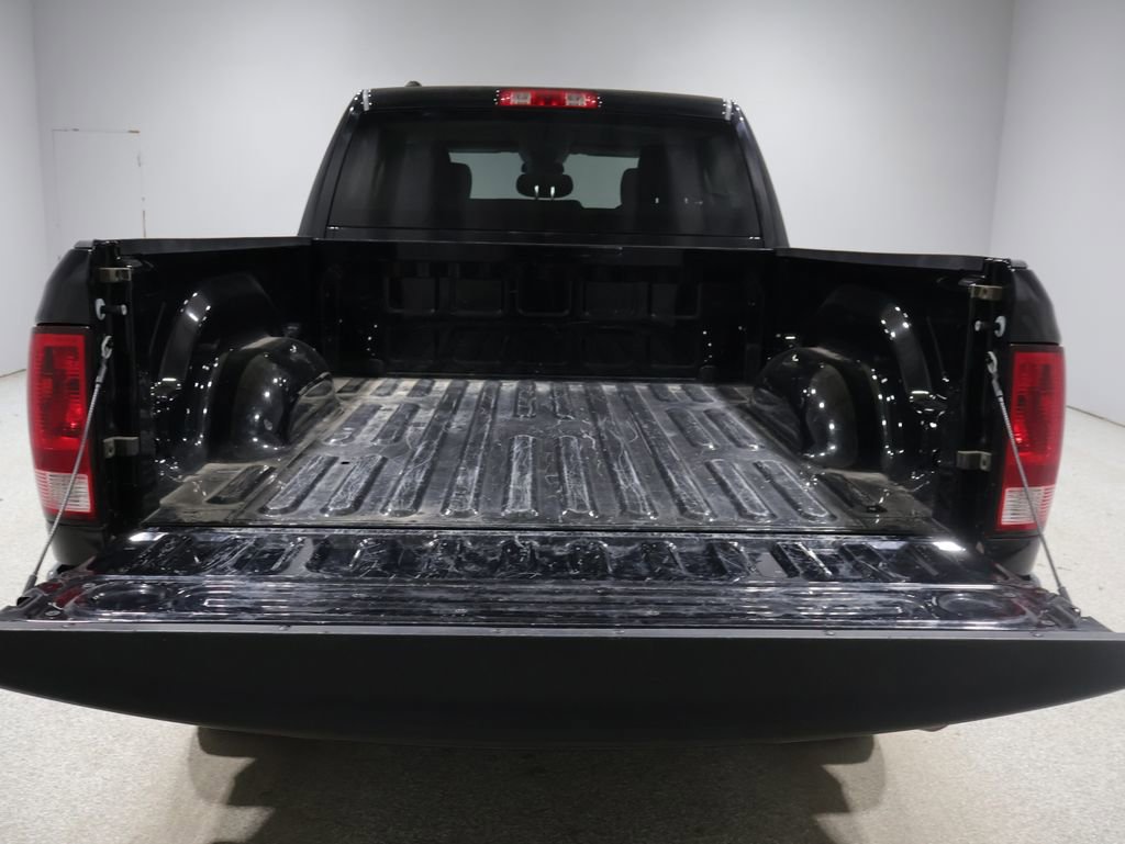 Used 2023 RAM 1500 Classic SLT AWD/4WD image 4