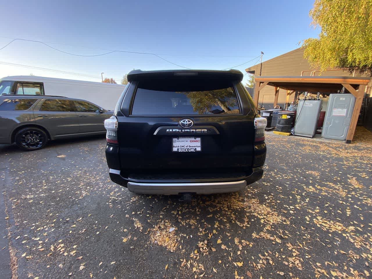 Used 2015 Toyota 4Runner TRD Pro AWD/4WD image 5
