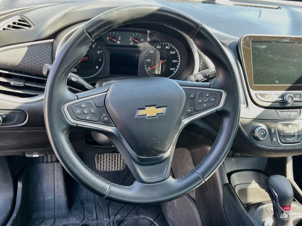 Used 2024 Chevrolet Malibu RS FWD image 11