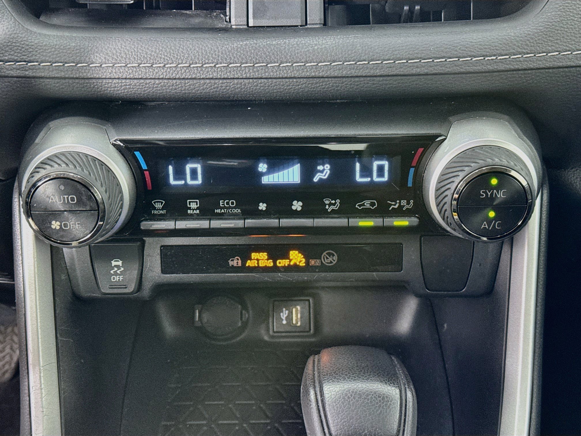 Certified 2023 Toyota RAV4 LE AWD/4WD image 15