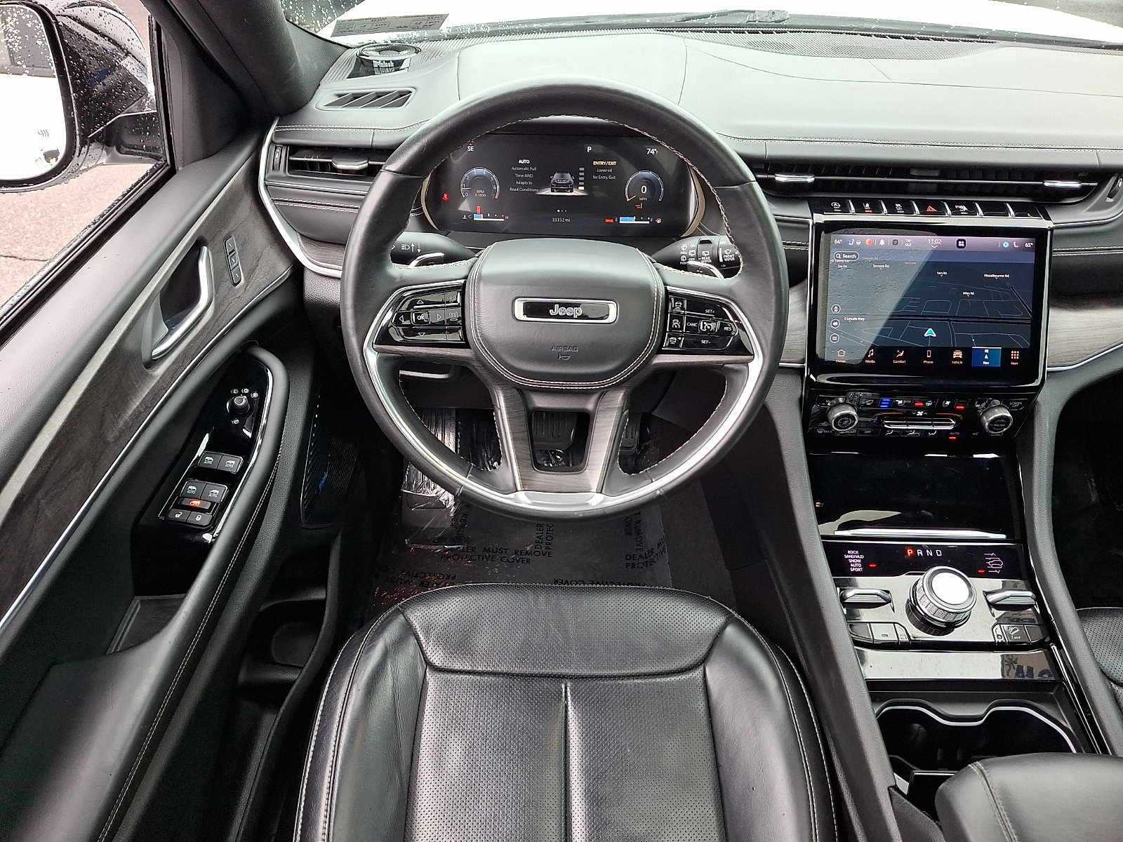 Used 2022 Jeep Grand Cherokee Overland AWD/4WD image 11