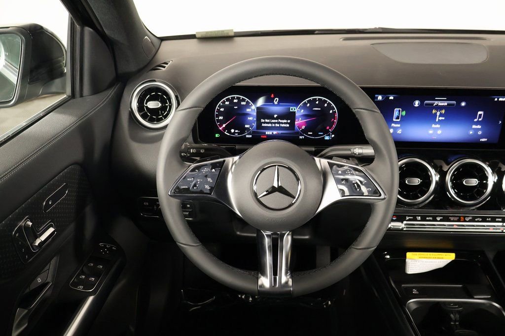 New 2026 Mercedes-Benz GLA 250 image 3