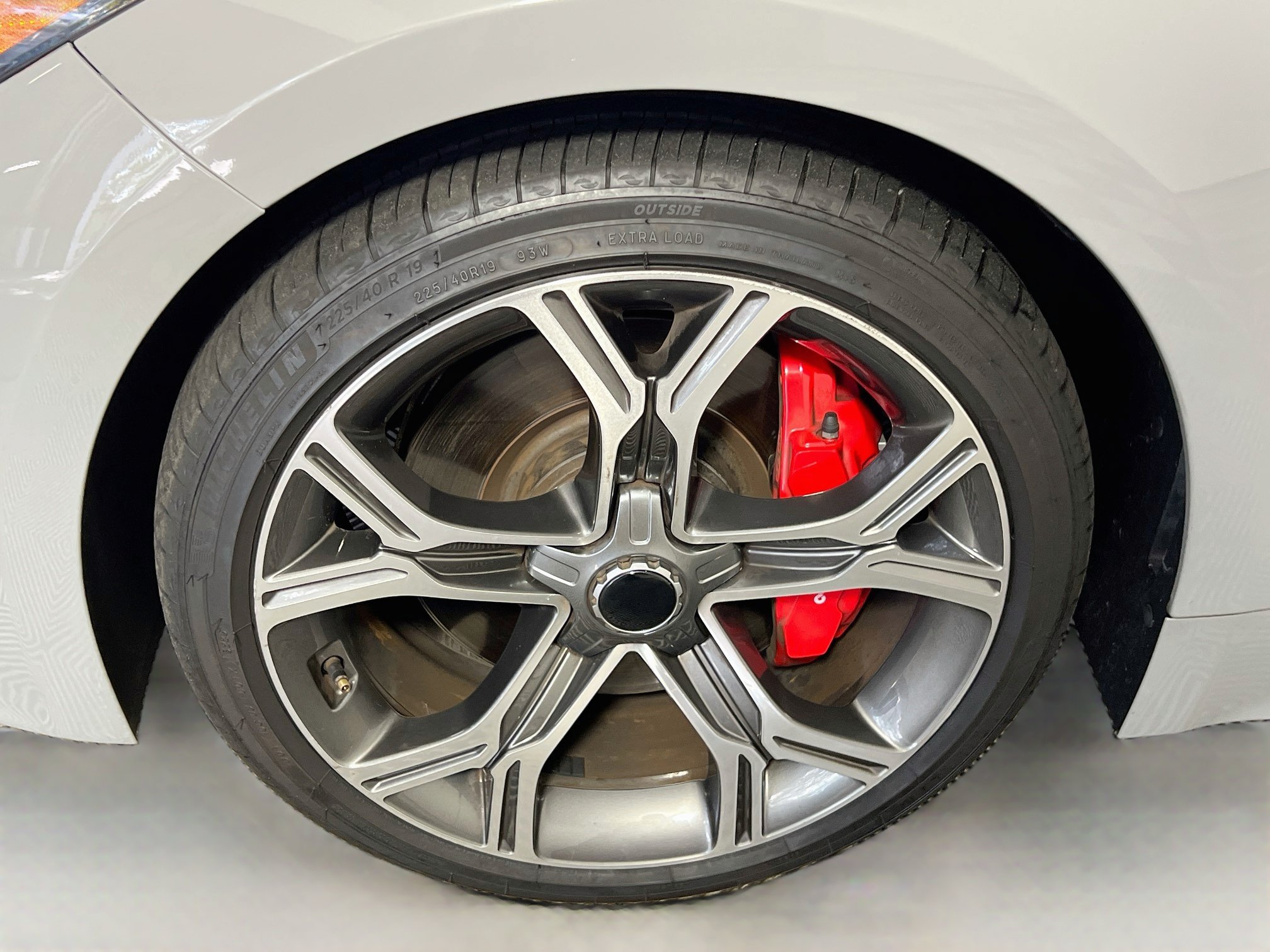 Used 2021 Kia Stinger GT2 AWD/4WD image 14