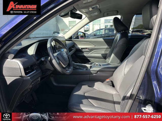 Used 2024 Toyota Grand Highlander AWD image 19