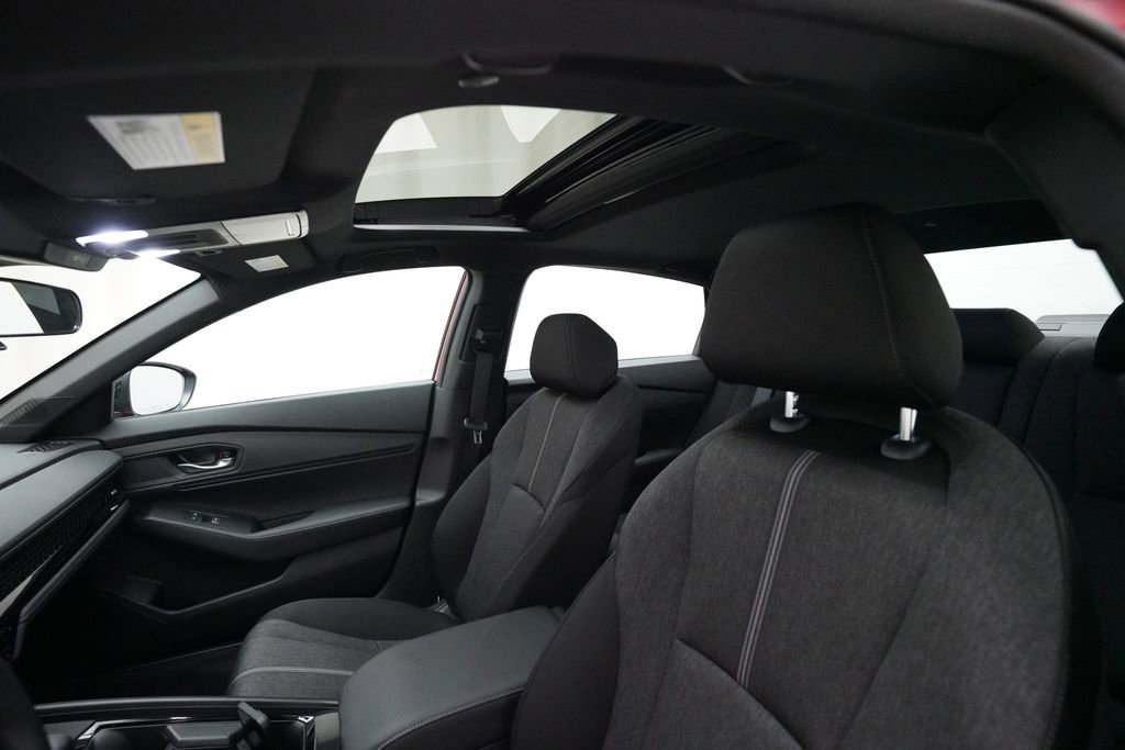 Certified 2025 Honda Accord Sport image 31
