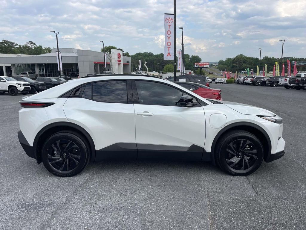 New 2026 Toyota C-HR AWD/4WD image 2