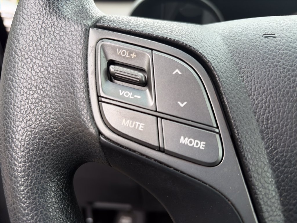 Used 2018 Hyundai Santa Fe SE w/ Cargo Package FWD image 30