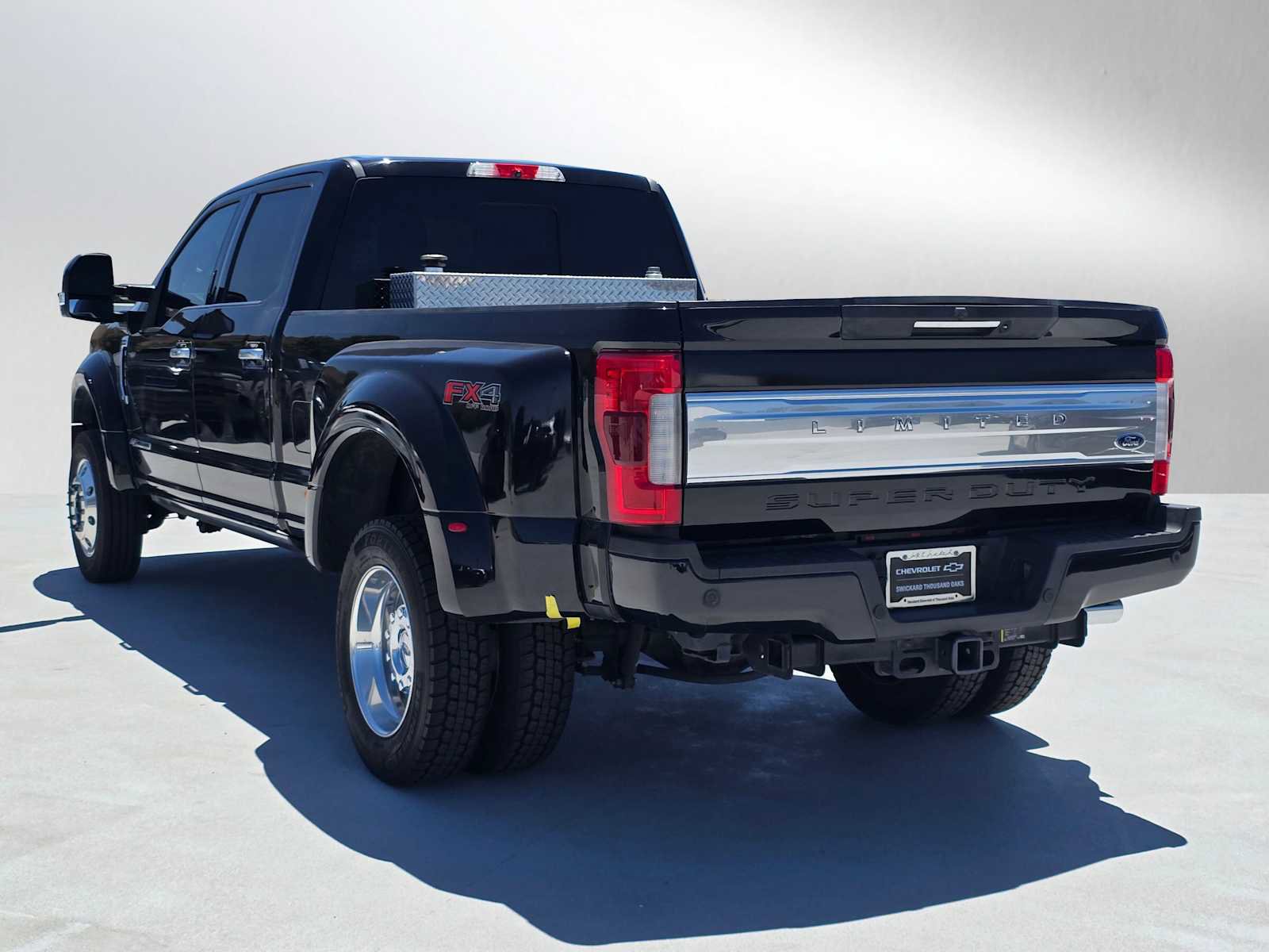 Used 2019 Ford F450 Limited w/ FX4 Off-Road Package image 5