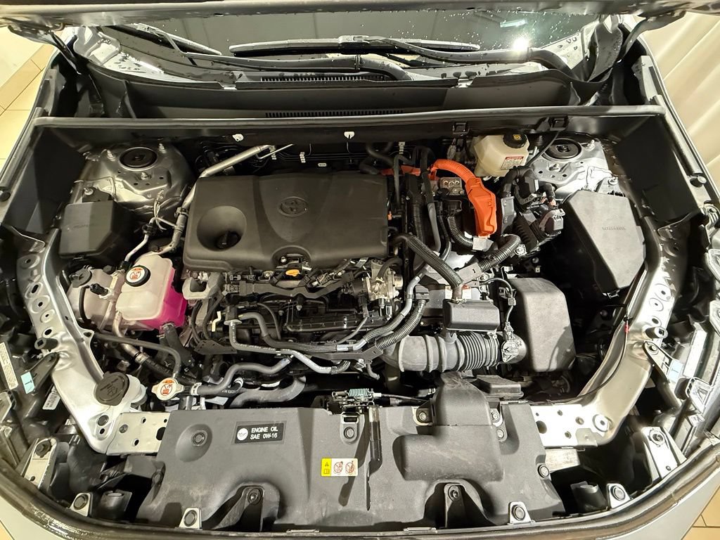 Certified 2024 Toyota RAV4 LE AWD/4WD image 10