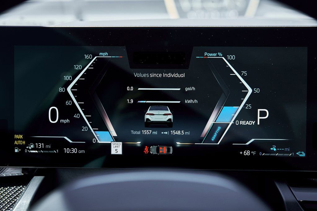 Used 2026 BMW 550e xDrive image 60