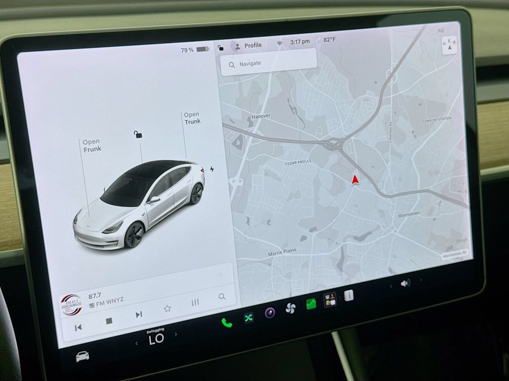 Used 2020 Tesla Model 3 Standard Range RWD image 18