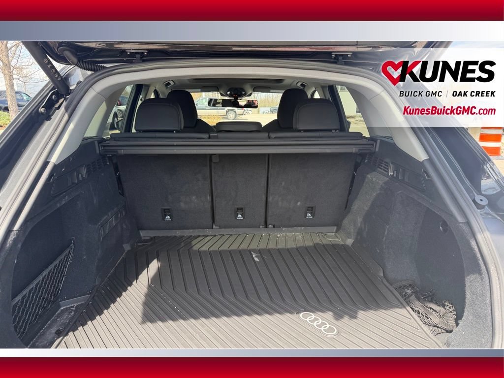 Used 2025 Audi Q5 Premium Plus AWD/4WD image 6