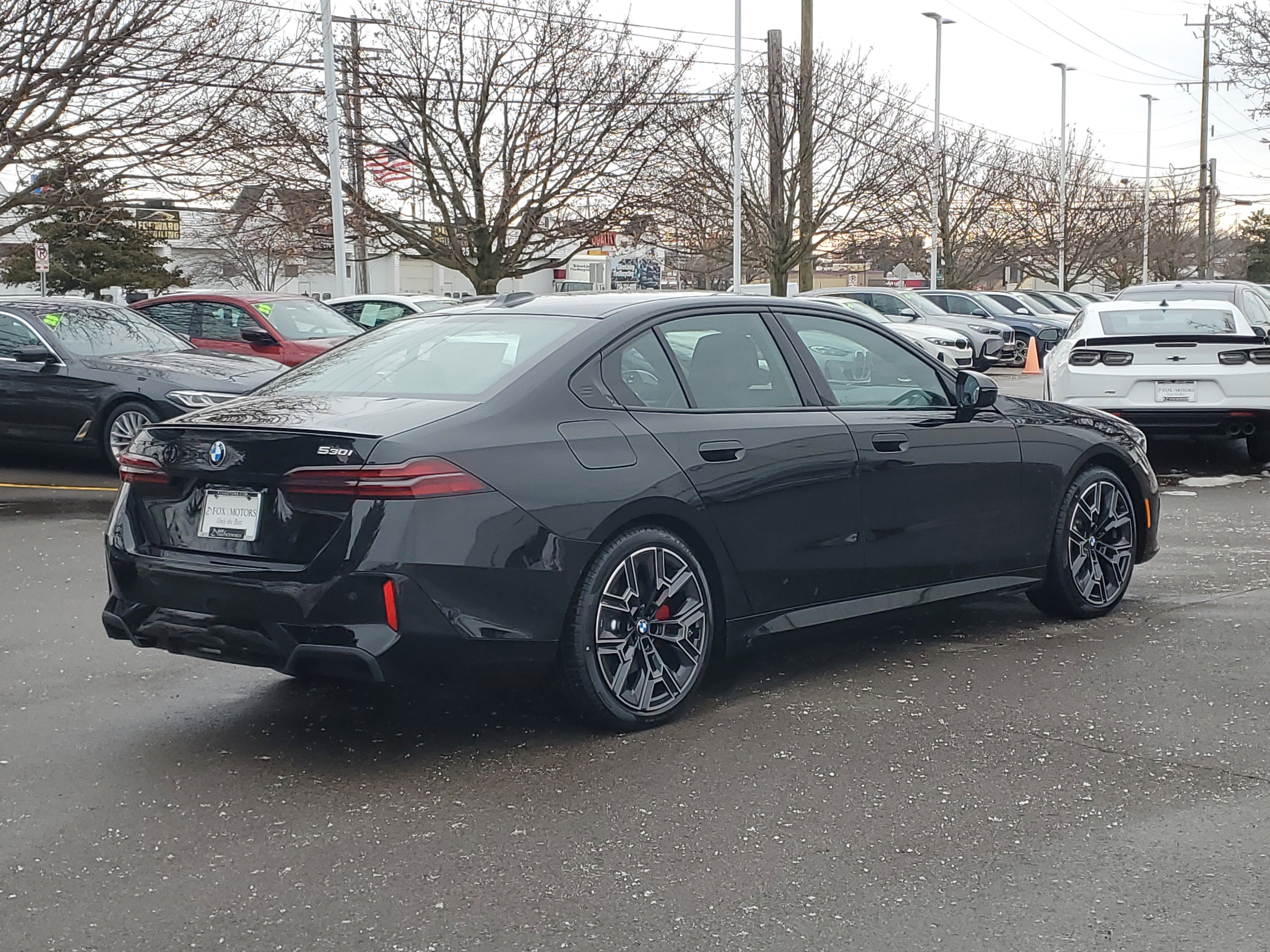 New 2026 BMW 530i xDrive w/ M Sport Package image 3