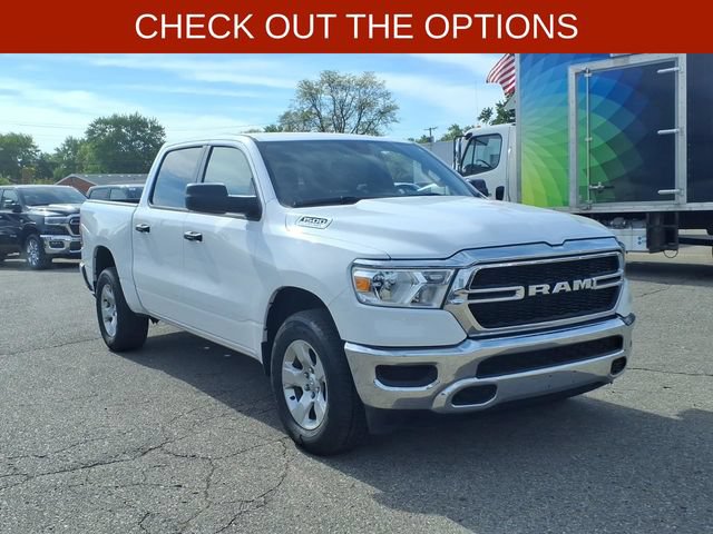 Used 2024 RAM 1500 Tradesman AWD/4WD image 3