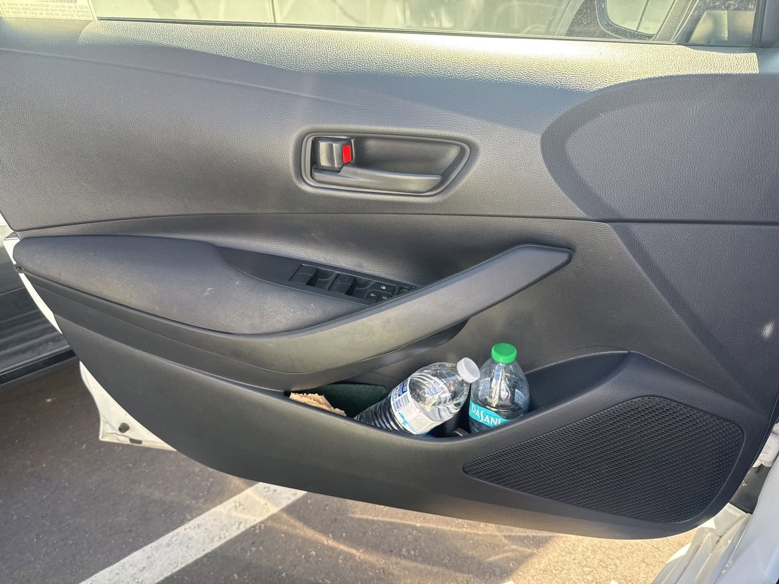 Used 2022 Toyota Corolla LE w/ Carpet Mat Package (TMS) image 11