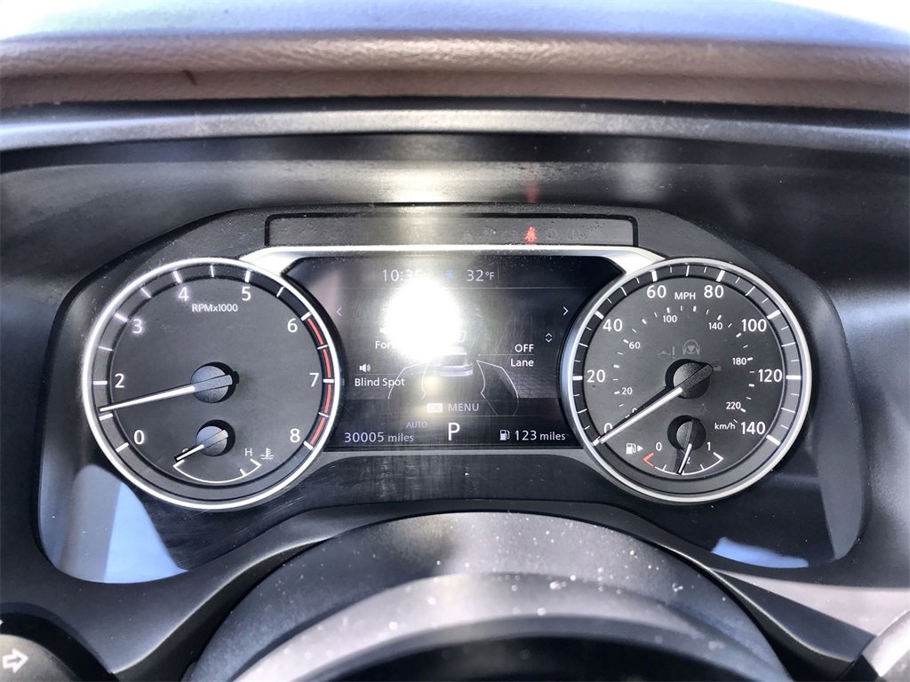 Certified 2023 Nissan Rogue SV image 15