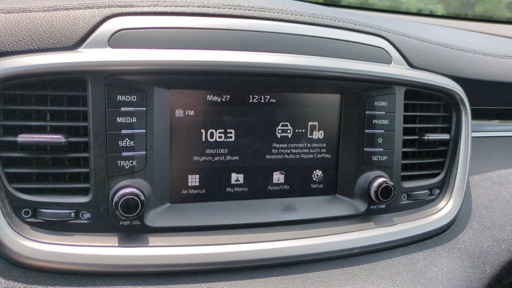 Used 2019 Kia Sorento FWD image 18