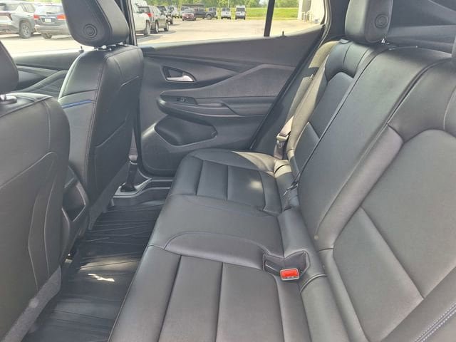 Used 2025 Buick Envista Sport Touring w/ Convenience I Package FWD image 12