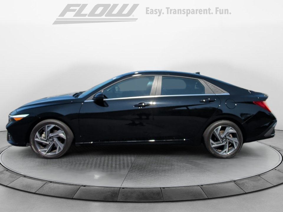Certified 2024 Hyundai Elantra SEL w/ Convenience Package FWD image 4
