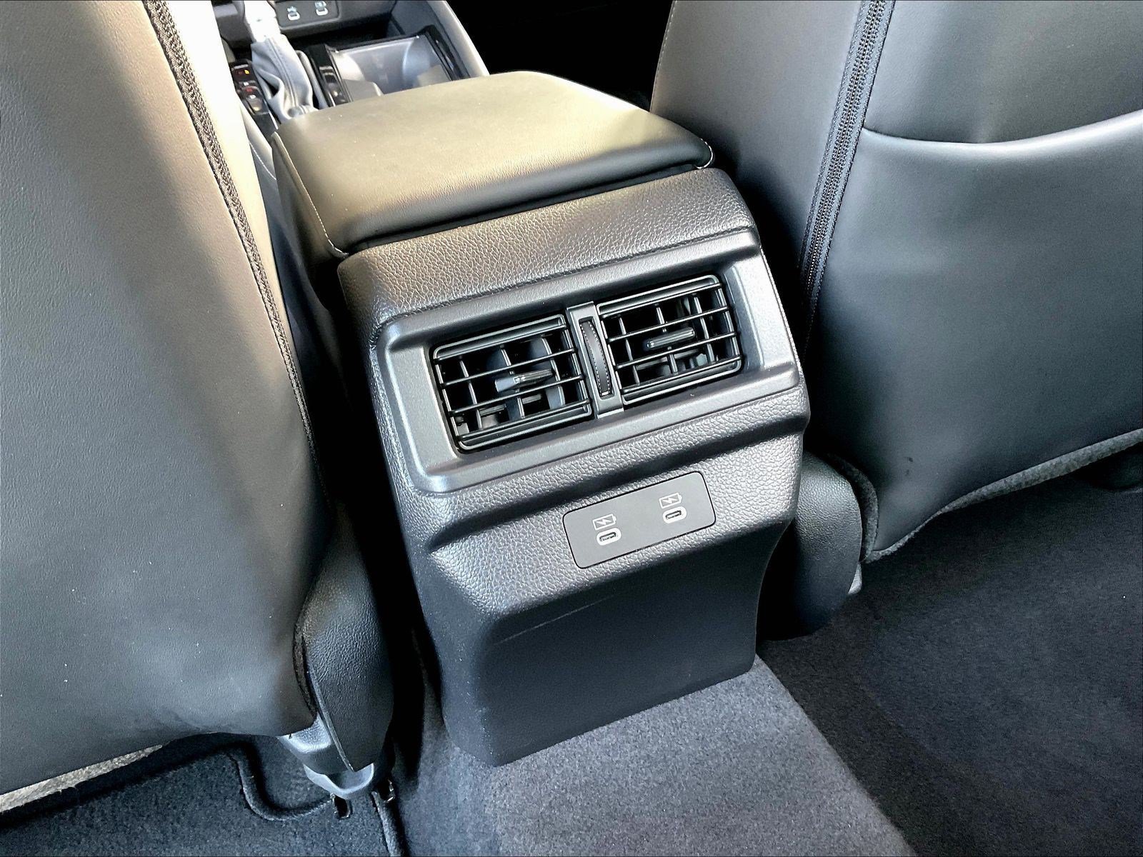 Used 2024 Honda Accord Touring image 10