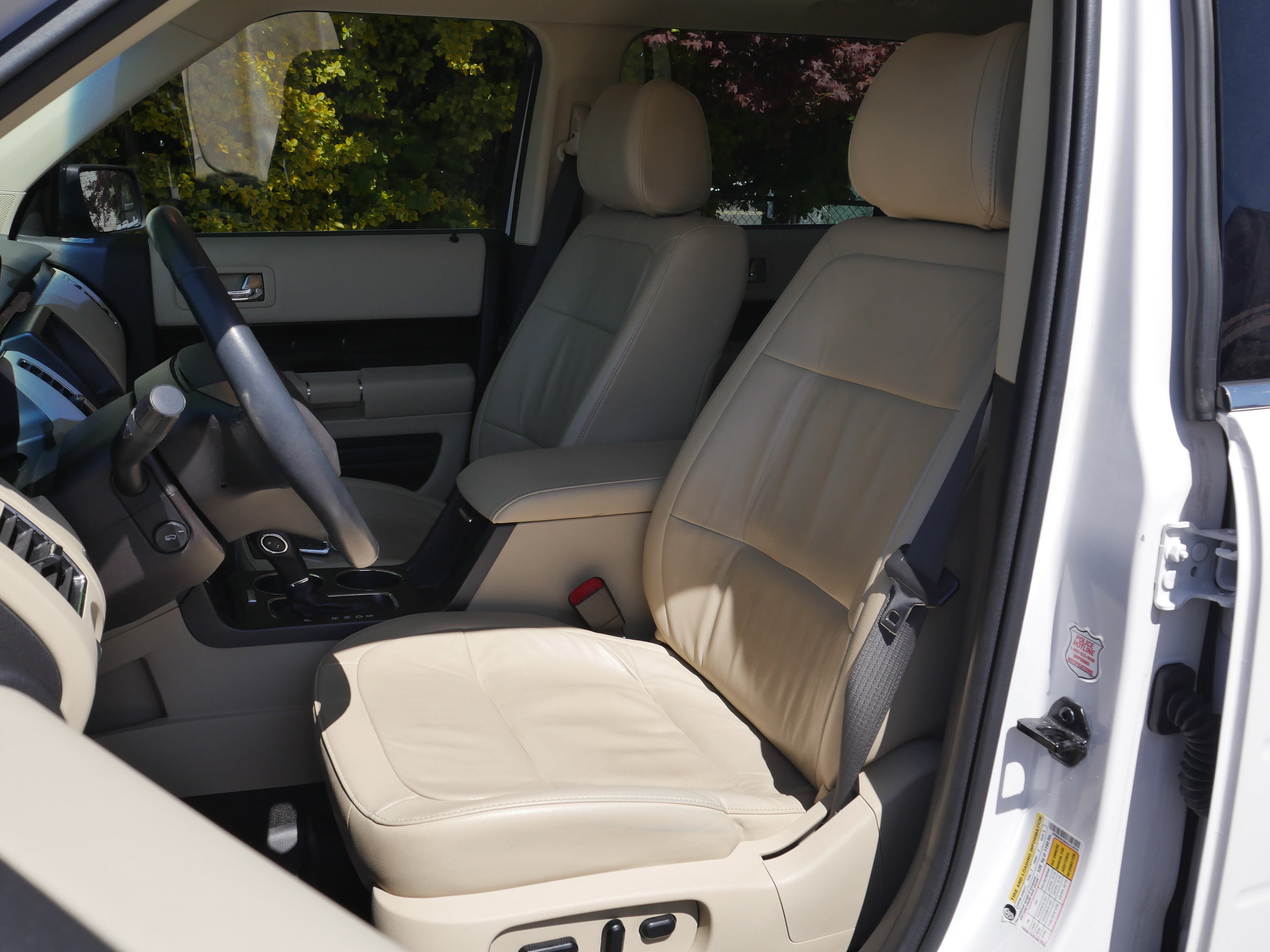 Certified 2019 Ford Flex SEL w/ Equipment Group 202A AWD/4WD image 33