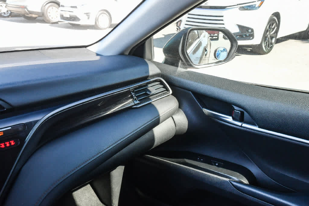 Used 2019 Toyota Camry LE FWD image 20