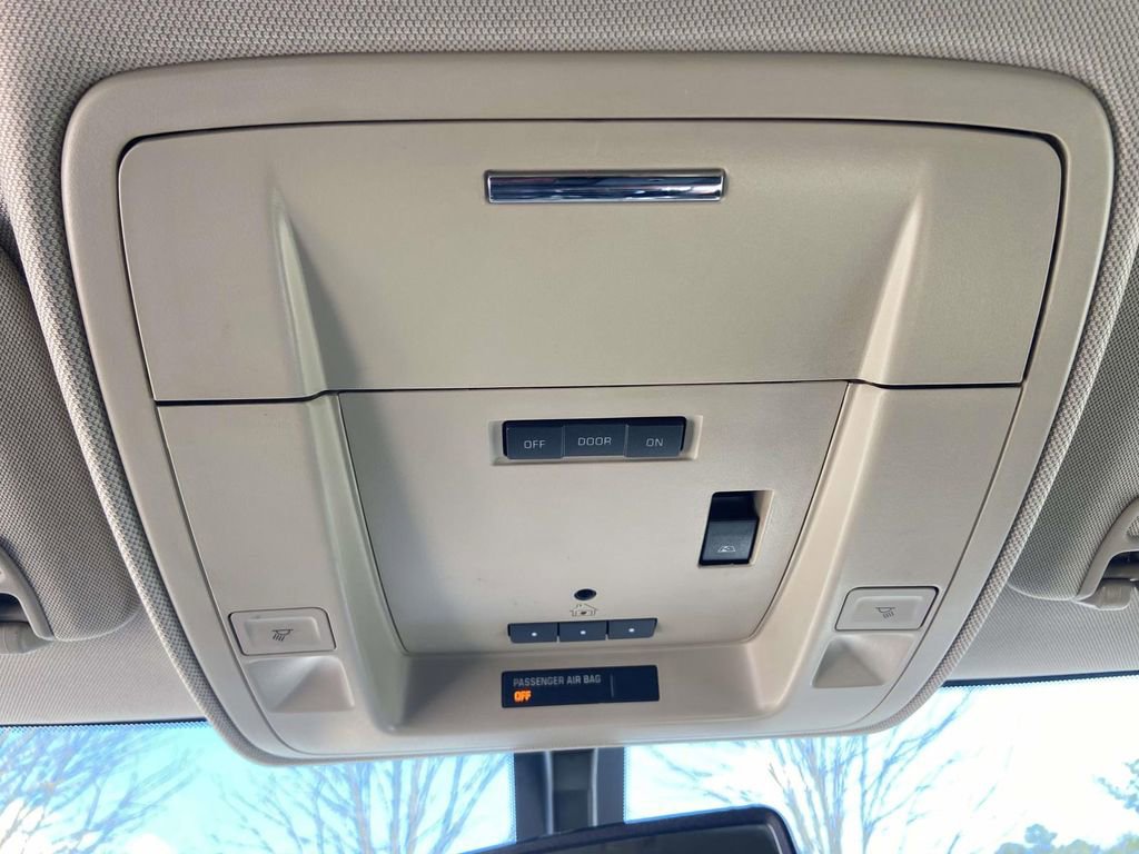 Used 2016 Chevrolet Silverado 1500 LTZ image 20