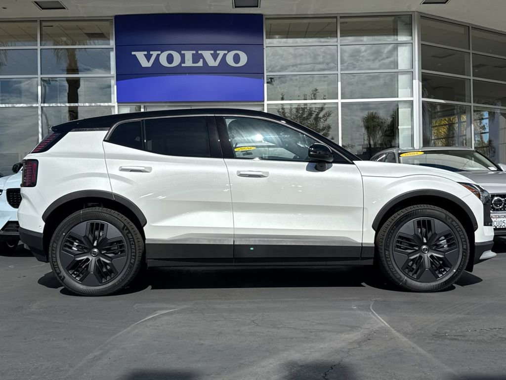 New 2026 Volvo EX30 Cross Country Ultra AWD/4WD image 6