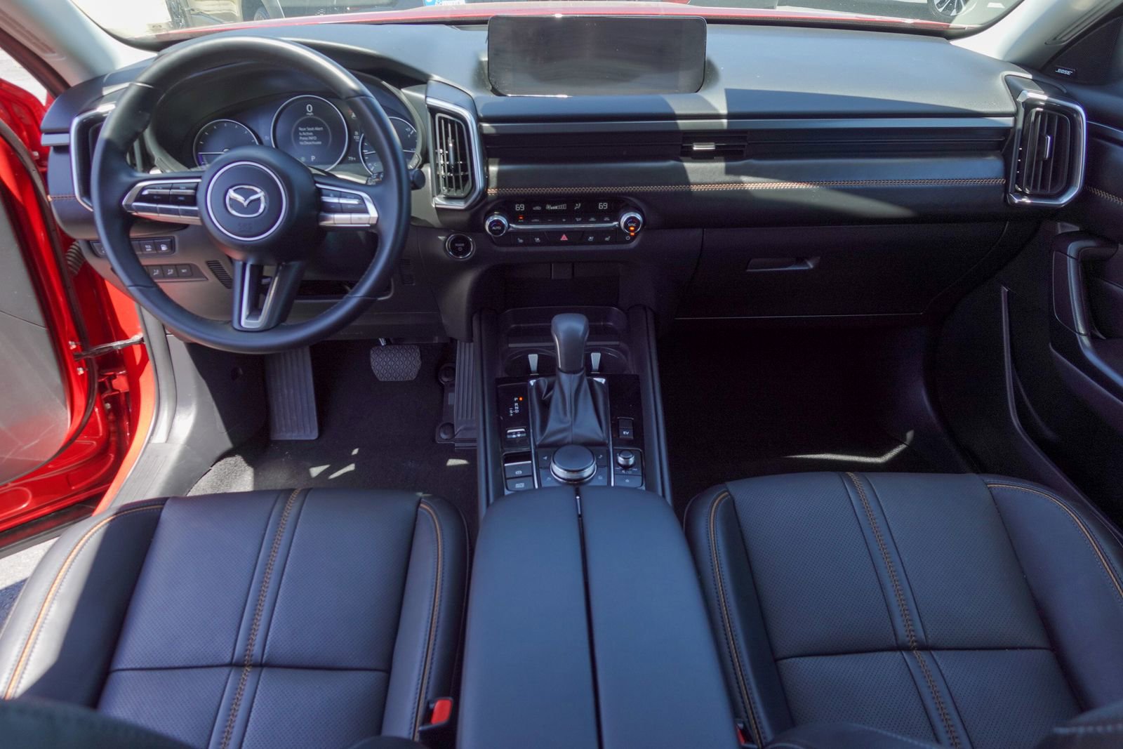 Certified 2025 MAZDA CX-50 2.5 Hybrid w/ Premium Plus Pkg AWD/4WD image 12