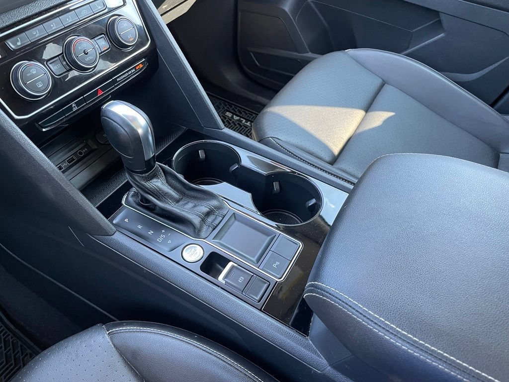 Used 2021 Volkswagen Atlas SEL FWD image 21