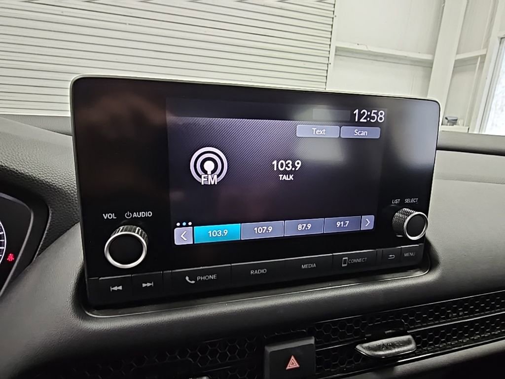 Used 2023 Honda HR-V LX image 14