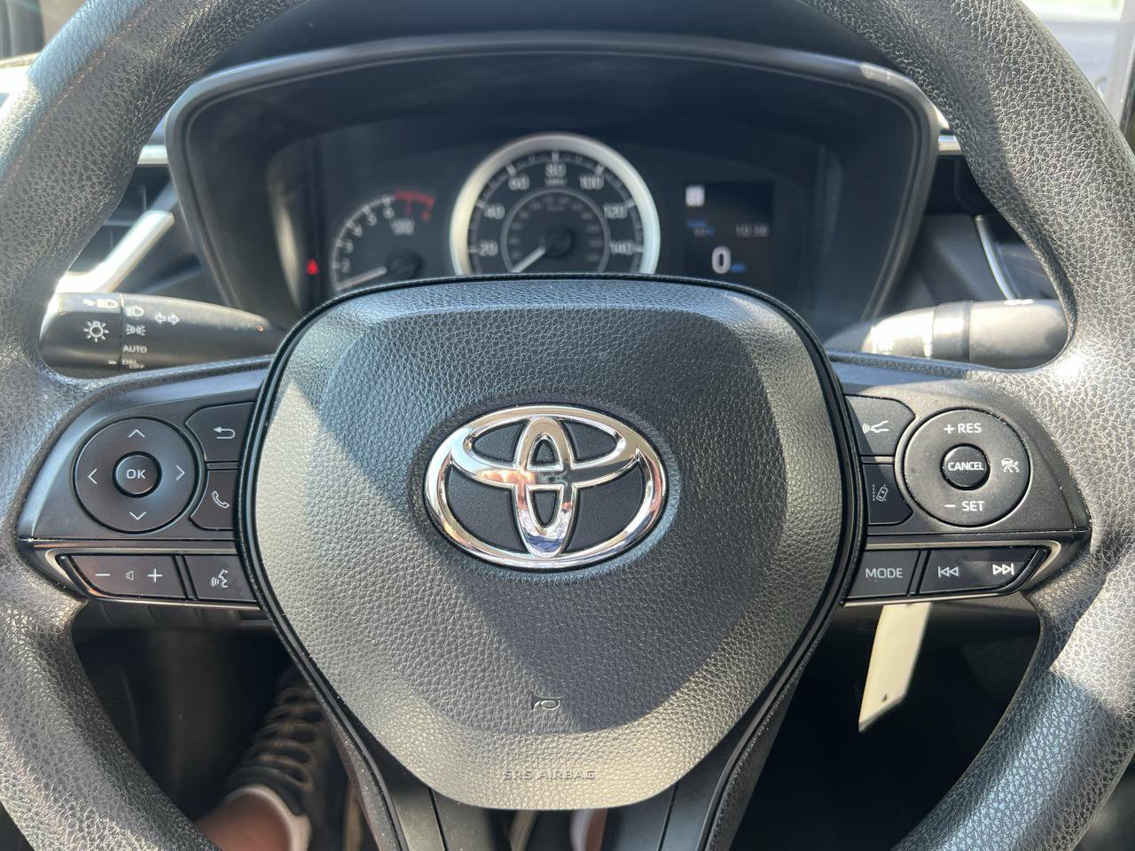 Used 2022 Toyota Corolla LE FWD image 13