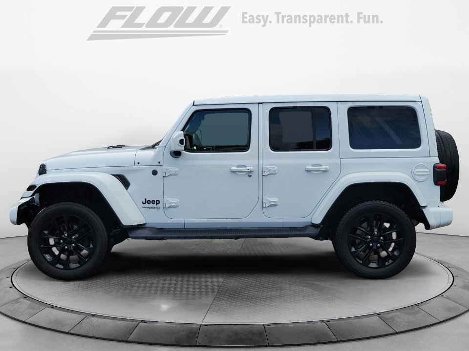 Used 2021 Jeep Wrangler Unlimited Sahara AWD/4WD image 5