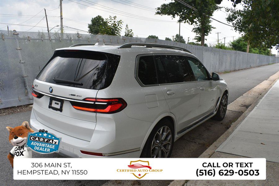 Used 2026 BMW X7 xDrive40i AWD/4WD image 5