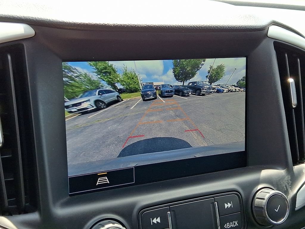 Used 2022 GMC Terrain SLT FWD image 18