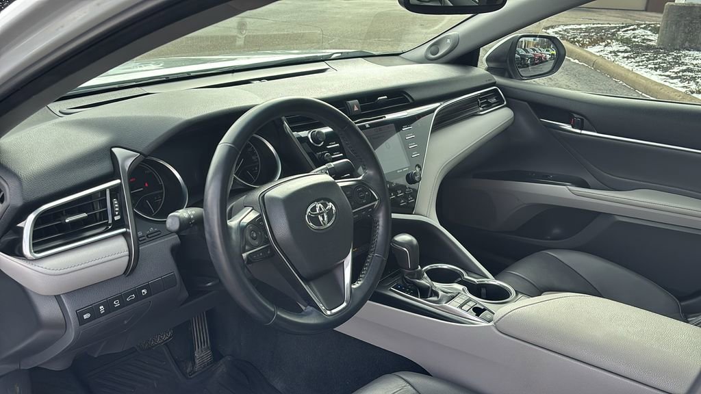 Used 2018 Toyota Camry XLE w/ Audio Package image 23