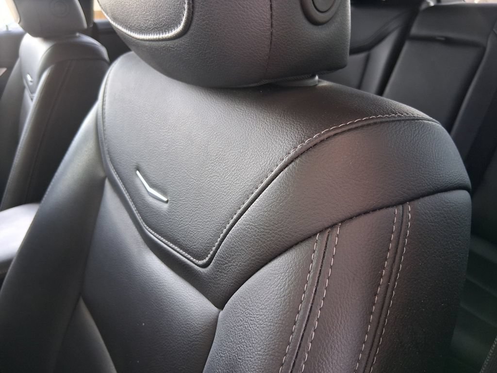 Used 2024 Cadillac XT5 Luxury w/ LPO, Floor Liner Package FWD image 18