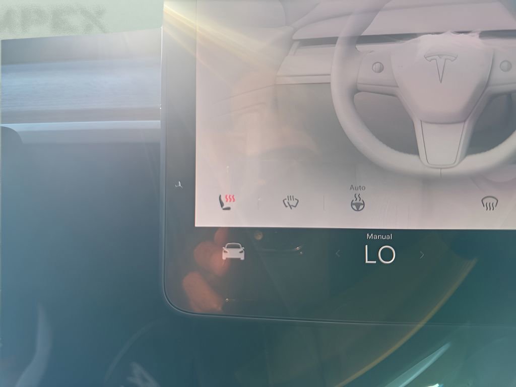 Used 2023 Tesla Model 3 Standard Range image 23
